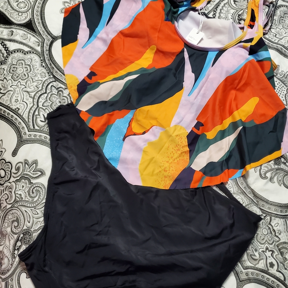 Bathing suit